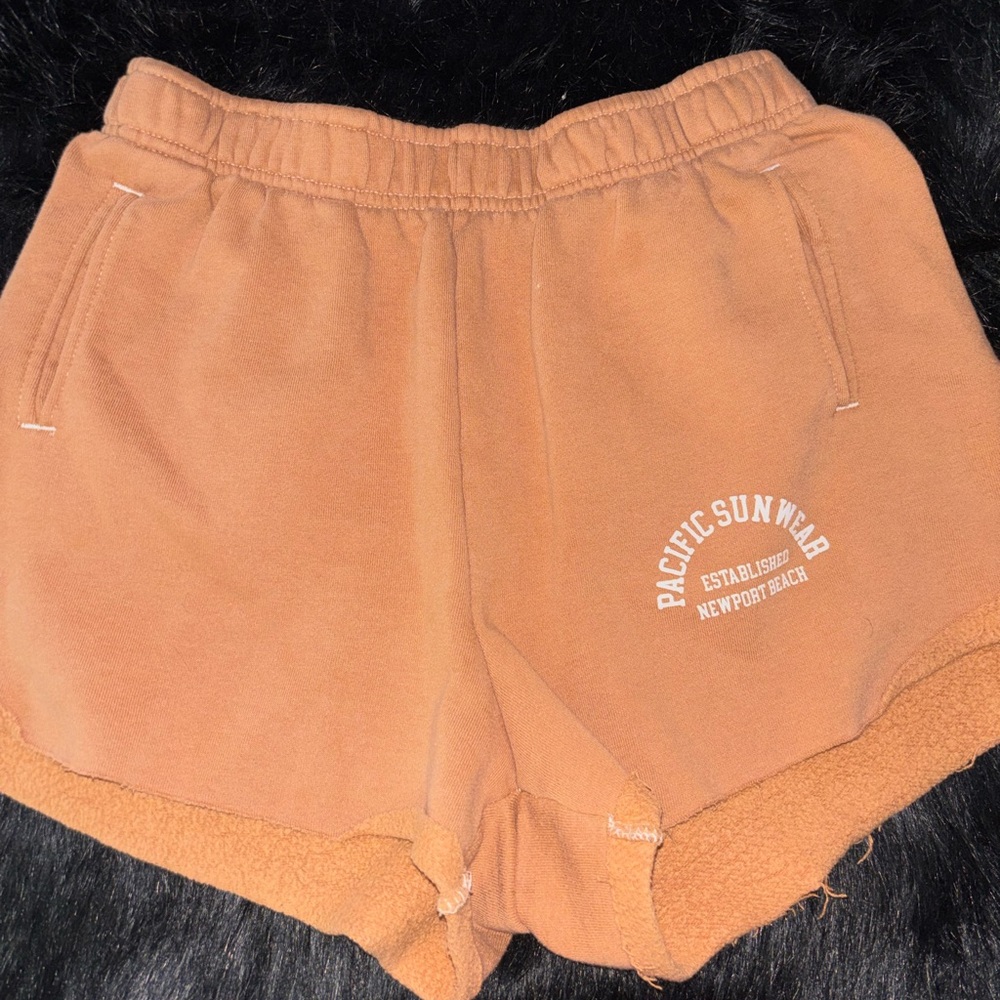 Pacific Sunwear Women's Warm brown Athletic Shorts with pockets, size small